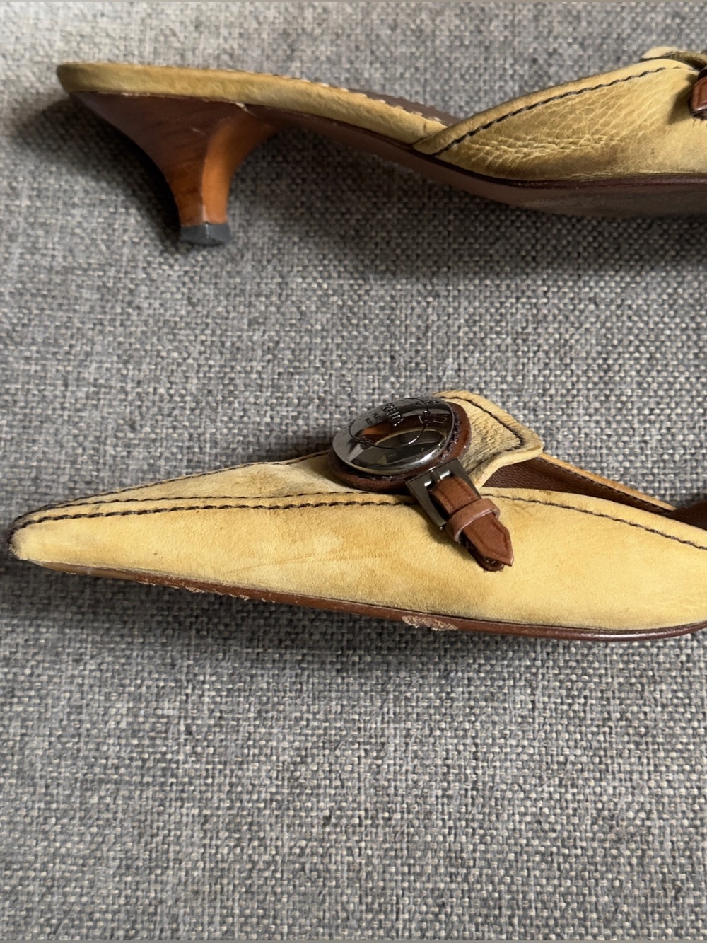 Vintage Prada logo buckled kitten heels - Picture 3 of 8